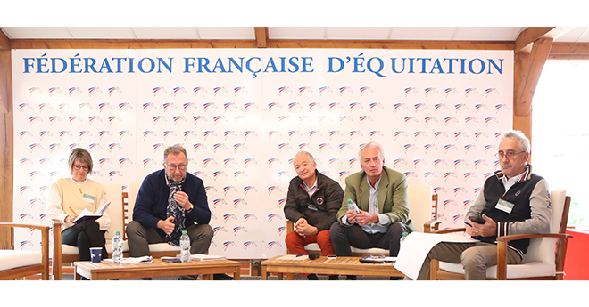 Les experts du congrès, de gauche à droite : Delphine Peguet, Jean-Pierre Tiffon, Philippe Molès, Philippe Audigé et Jean-Luc Force