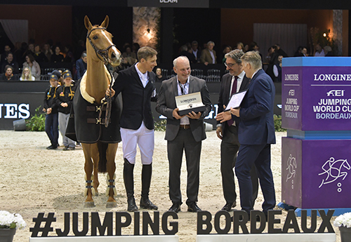 Jumping Award (© Gilles Périna)
