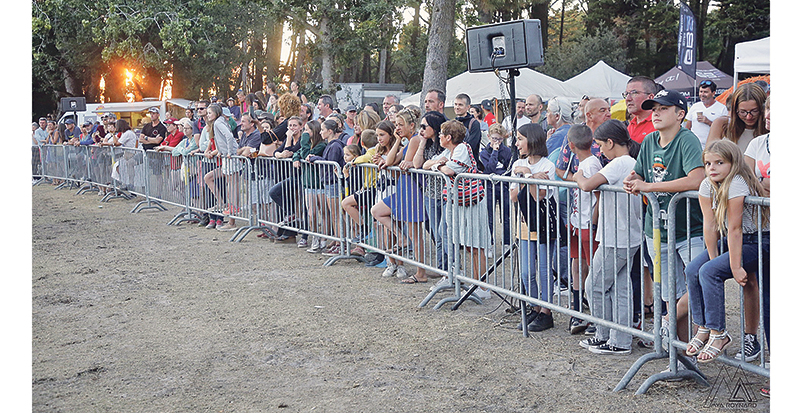 Le Poulbert Jump avait son public et il était nombreux... (© Mya Roynard)