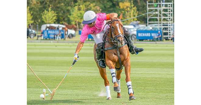 Démonstration de Santiago Chavanne cet après-midi au Polo club du Domaine de Chantilly (© R&B Presse - Adèle Renauldon)