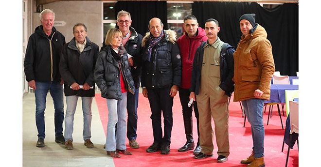 Une délégation algérienne des sports équestres militaires
