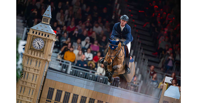 Ben Maher remportait son premier 5* avec un jeune étalon prodige Selle Français de 9 ans, Enjeu de Grisien (Toulon et Nobless des Fontaines) ©FEI/Jon Stroud