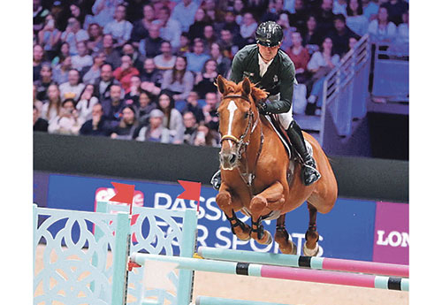 Julien Epaillard/Dubai du Cedre (© GP)