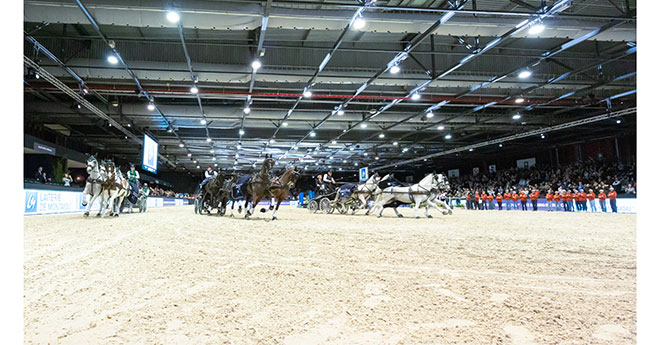 L'indoor une opportunité rare pour l'attelage du plus haut niveau mondial de rencontrer un public nombreux (© Melanie Guillamot)